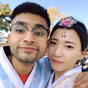 Meet your Posher, Nikit